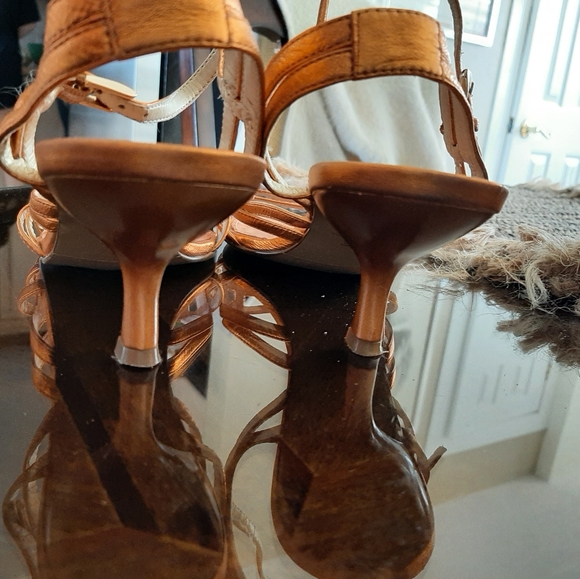 Short wedge heels - Picture 3 of 4